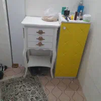 میز تلفن سفید