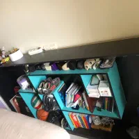 قفسه و کتابخانه