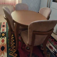 میز ناهار خوری ، غذا خوری