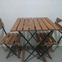 میز صندلی چوبی پایه فلزی