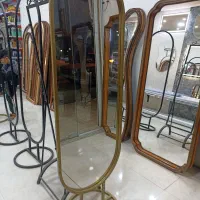 آینه ایستاده