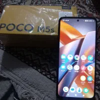 گوشی پوکوM5s