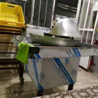 سبزی خورد کن دهنه شصت بچه کوچک دارم نمی‌رسم