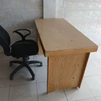 میز و صندلی و ۲ دستگاه ویترین و پایه بنر تبلیغاتی|فروشگاه و مغازه|کرمانشاه, |دیوار