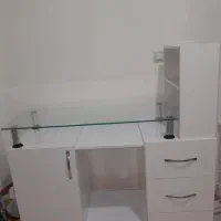 استند|آرایشگاه و سالن‌های زیبایی|شیراز, دشت چنار|دیوار