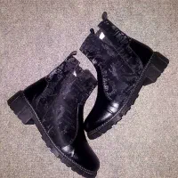 نیم بوت ، هودی ،کفش ، شلوار ، کیف و کفی طبی|کیف، کفش، کمربند|تهران, تجریش|دیوار