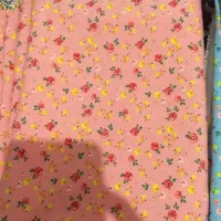 دو رنگ پارچه گلگلی