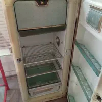 یخچال عتیقه خیلی قدیمی کلکسیونی