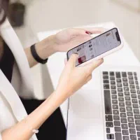 ادمین حضوری کلینیک زیبایی