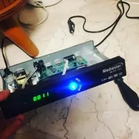 نصاب نصب انتن ثابت گردون براکت تلوزیون تعمیرات محل|خدمات پیشه و مهارت|اسلام‌شهر, |دیوار