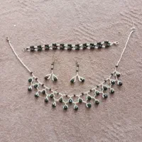 گردنبند گوشواره دستبند