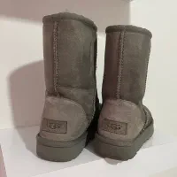 کفش|کیف، کفش، کمربند|تربت جام, شهید غلام زاده|دیوار