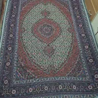 یک عدد فرش مسند