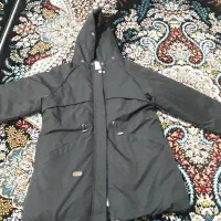 یک کاپشن زنانه