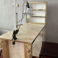 میز در حد نو