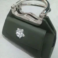 تعدادی کیف مدرسه ای مجلسی اسپرت|کیف، کفش، کمربند|شیراز, دباغ خانه|دیوار