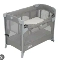 تخت نوزادی کنار مادر