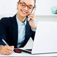 منشی مدیر عامل