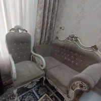 مبل نیمه سلطنتی