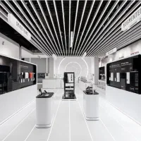 دعوت به همکاری آقا و‌خانم در موبایل فروشی
