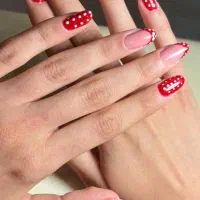 کاشت و طراحی تخصصی ناخن با قیمت منصفانه
