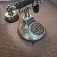 تلفن قدیمی دکور یلدایی (ورق بزنید)|کلکسیون اشیاء عتیقه|تهران, وحیدیه|دیوار