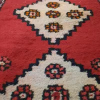 فرش کناره دستباف پشمی قدیمی دکورهتل رستوران|فرش|ارومیه, |دیوار