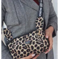 تولید کیف زنانه دوشی دستی کیف پول و...شروع قیمت ۷۰