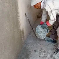 خورده کاری ساختمان برطرف نمودن نم رطوبت سرویس بهدا