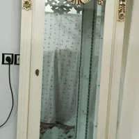 بوفه ویترین استخوانی سالم سه طرف تاج دار