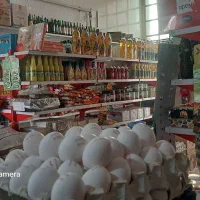 فروشنده مواد غذایی