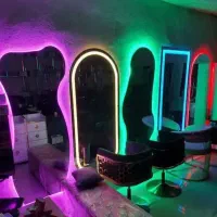 شلف ایستاده//میز ناخن/ترولی/ست پدیکور|آرایشگاه و سالنهای زیبایی|سنندج, |دیوار