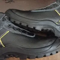 دو جفت کفش ایمنی چرم