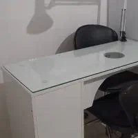 میز و صندلی ناخنکار