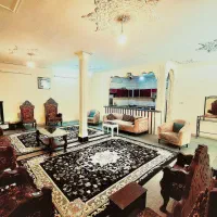 خانه ویلایی مبله //نقش جهان //پارکینگ