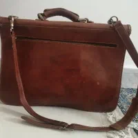 کیف چرمی اداری|کیف، کفش، کمربند|پرند, فاز ۳|دیوار