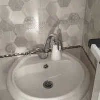 یک عدد سنگ رو شویی سالم نو نو