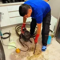 لوله بازکنی فاضلاب راهگشای گرفتگی توالت 24ساعته