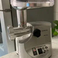 چرخ گوشت کنوود اصلا استفاده نشده تو انبار بوده