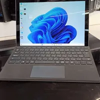 surface pro 6 بسیار تمیز
