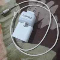 اعددشارژر اصلی آیفون و ۱عدد شارژر سامسونگ