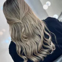 نیازمند مدل رنگ مو برا نمونه کار پیجم(فوری)