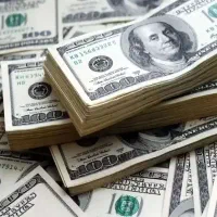 درآمد دلاری