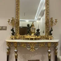 اینه و شمعدان و ساعت برنز