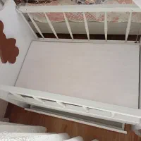 تخت کنار مادر  تا ۲سالگی