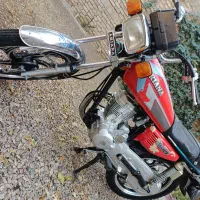 هوندا ۱۲۵|موتورسیکلت|اصفهان, شهرک صنعتی امیرکبیر (شاپور جدید)|دیوار