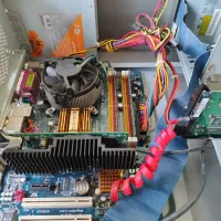 سیستم اداری ۲هسته رم ۲ ddr2 هارد ۱۶۰ گرافیک ۵۱۲|رایانه رومیزی|نوشهر, |دیوار
