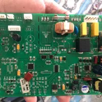 طراح حرفه ای PCB ومنتاژکار حرفه ای خانم