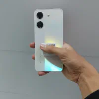 گوشی vocal مدل V01 رم ۴+۴ حافظه ۶۴ در حدنو