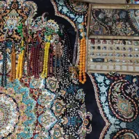 انگشتر و تسبیح|جواهرات|پرند, فاز ۵|دیوار